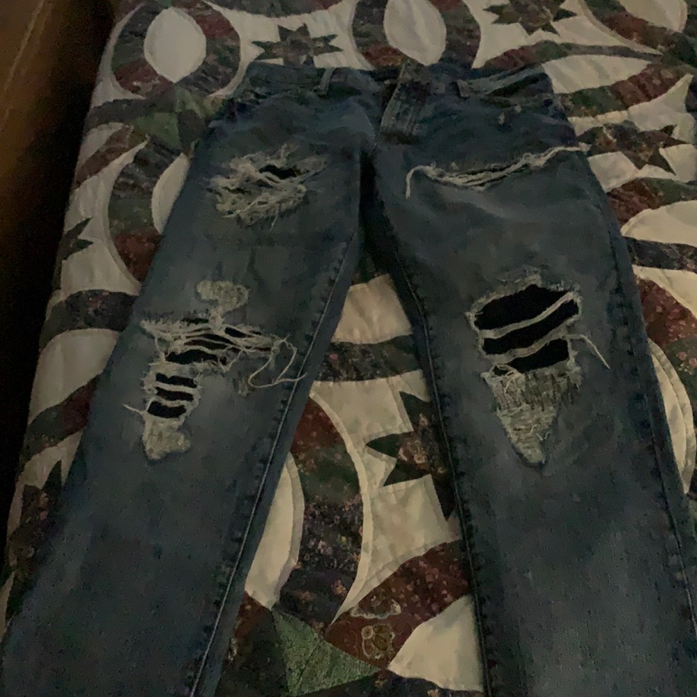 Aeropostale destroyed jeans